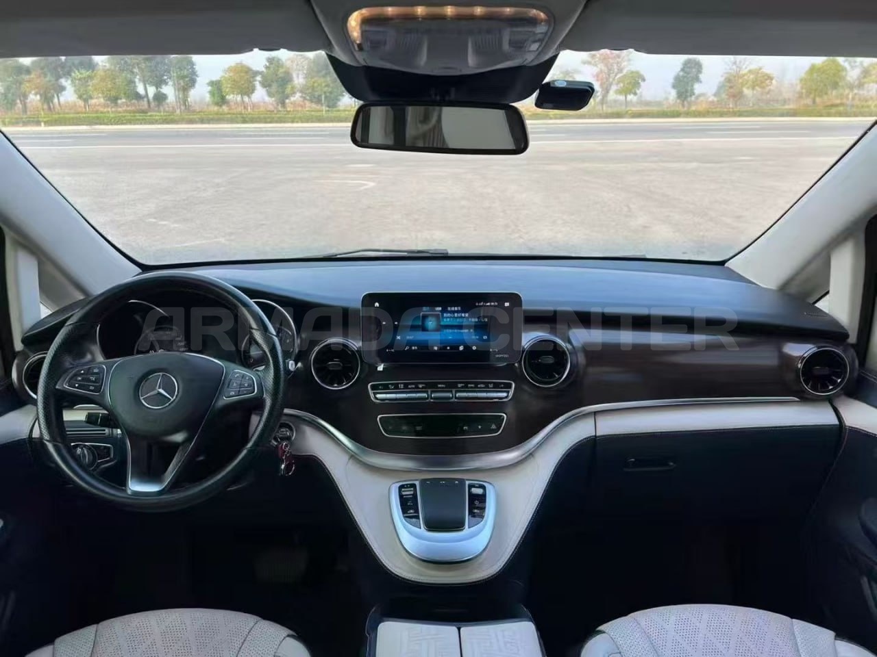 Mercedes-Benz V 260 Prestige Edition Additional View