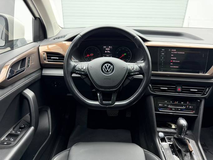 Volkswagen Tharu 1.4T 150HP 2WD 2021 | VIN 232954 — изображение 23