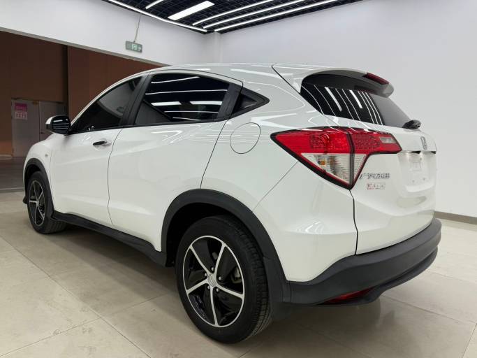 Honda Vezel 1.5L 131HP 2WD 2020 | VIN 052278 — изображение 2