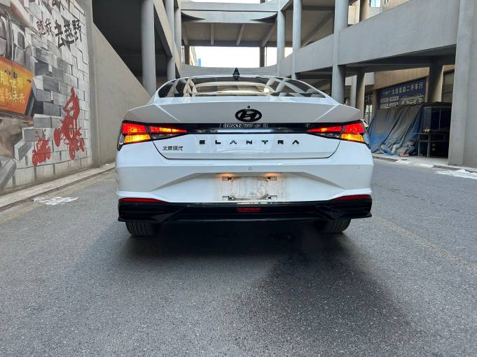 Hyundai Elantra Elite 1.5L 115HP 2WD 2022 — изображение 2