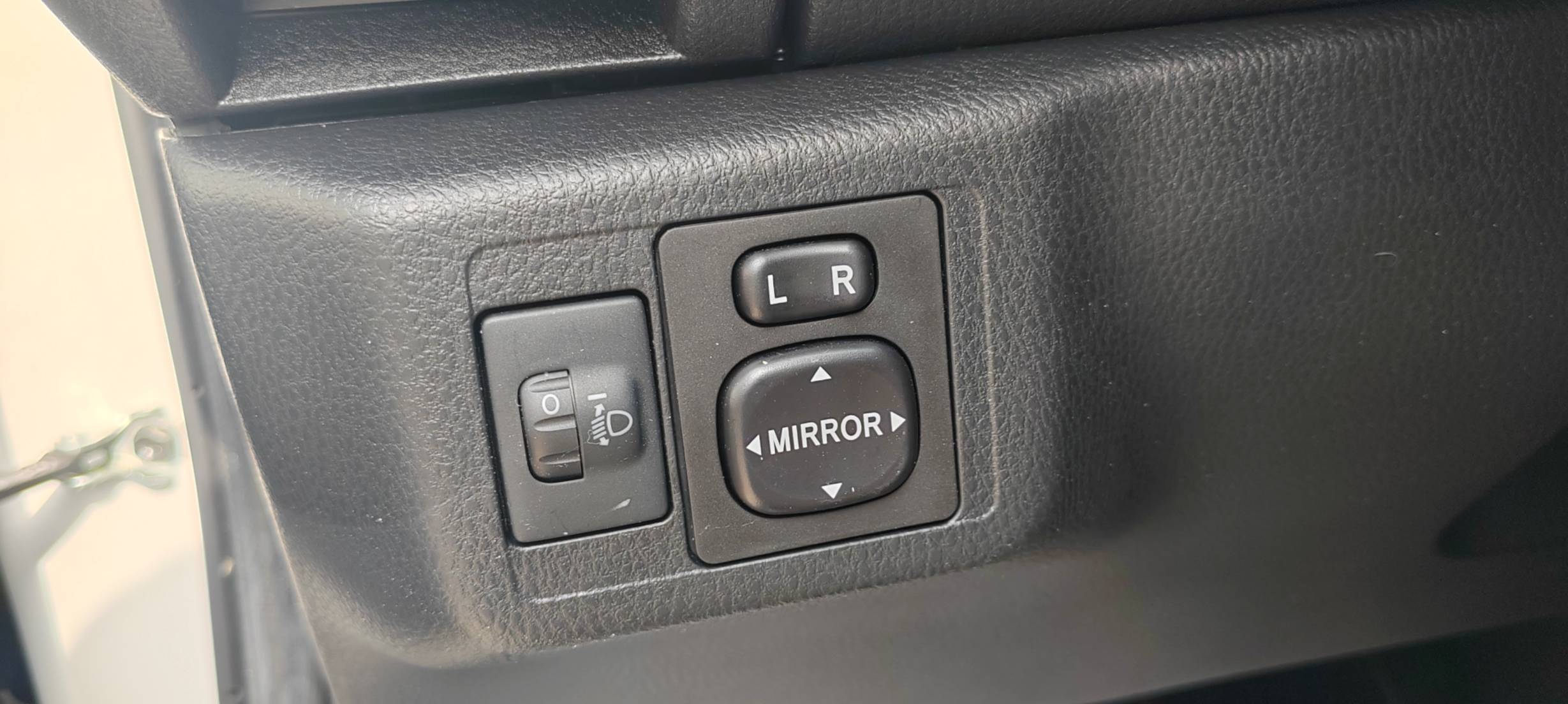 Toyota Vios 1.5L 112HP 2WD 2023 — изображение 12