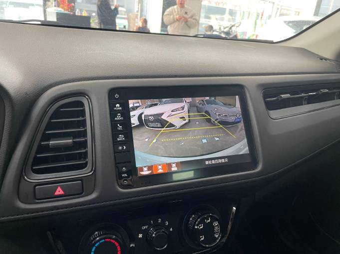 Honda Vezel 20 CVT Pioneer Edition 1.5L 131HP 2WD 2021 — изображение 10