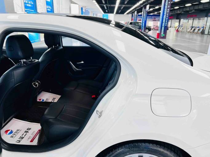 Mercedes-Benz A180L 1.3T 136HP 2WD 2022 | VIN 241951 — изображение 6