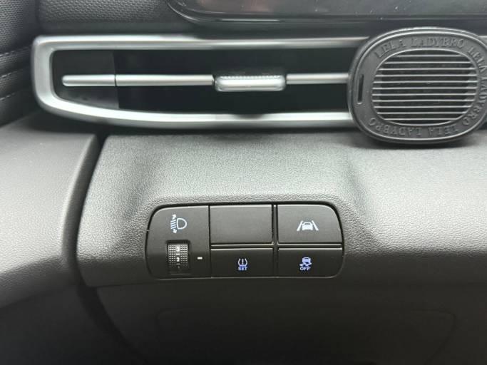 Hyundai Elantra 1.5L 115HP 2WD 2022 | VIN 259937 — изображение 16