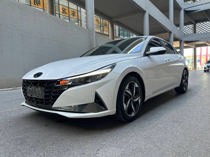 Hyundai Elantra Elite 1.5L 115HP 2WD 2022