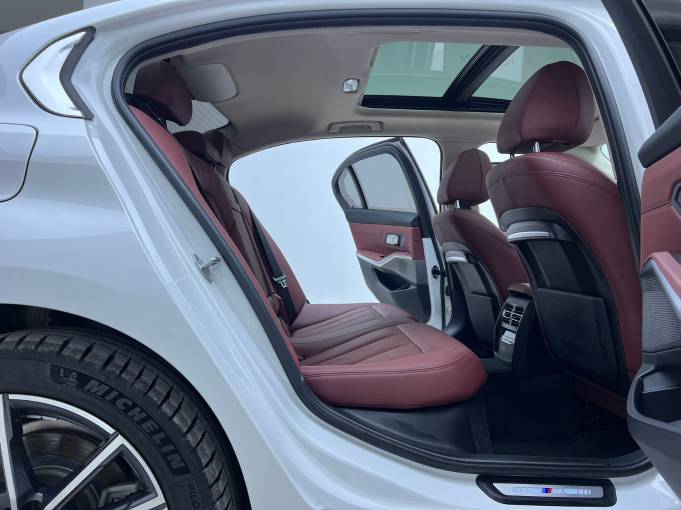 BMW 320Li 2.0T 156HP 2WD 2022 | VIN 475025 — изображение 18