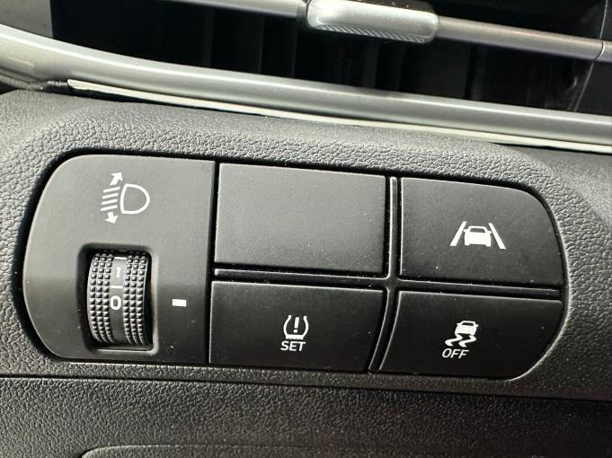 Hyundai Elantra 1.5L 115HP 2WD 2022 | VIN 189193 — изображение 20