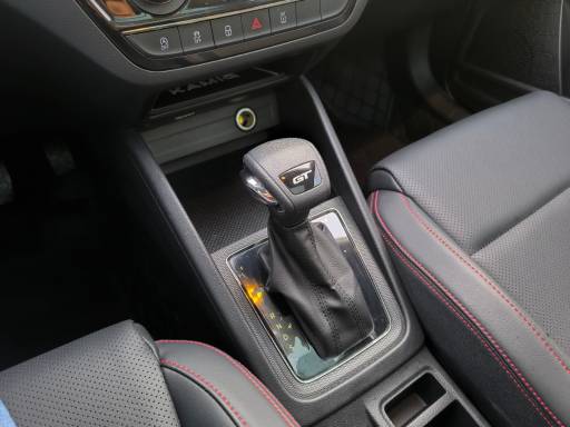 Skoda Kamiq 1.2T 116HP 2WD 2021 — изображение 11