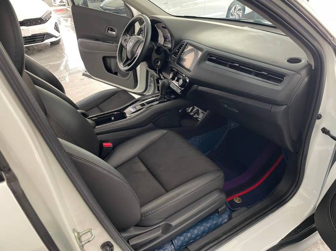 Honda Vezel 20 CVT Pioneer Edition 1.5L 131HP 2WD 2021 — изображение 9