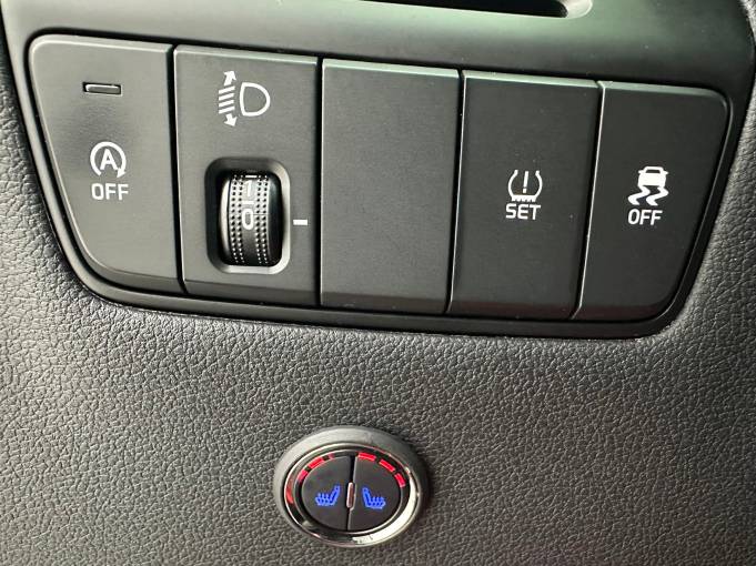 Hyundai ix25 1.5L 115HP 2WD 2020 — изображение 15