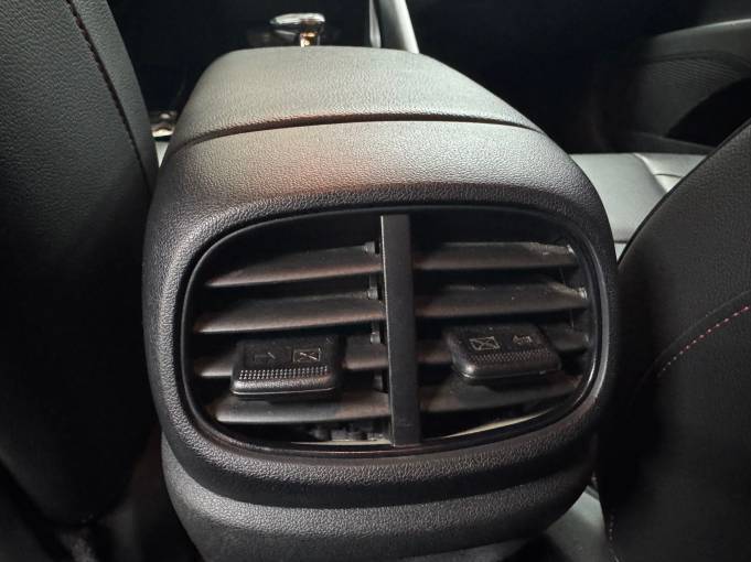 Hyundai Elantra 1.4T 140HP 2WD 2021 — изображение 10