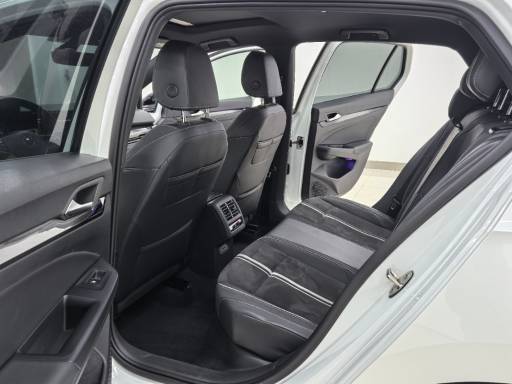 Volkswagen Golf 1.4T 150HP 2WD 2023 | VIN 307705 — изображение 18