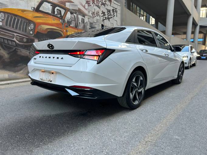 Hyundai Elantra Elite 1.5L 115HP 2WD 2022 — изображение 4