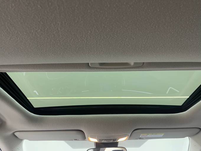 Toyota Corolla 1.2T 115HP 2WD 2021 — изображение 10