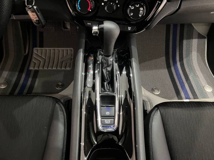 Honda Vezel 1.5L 131HP 2WD 2020 | VIN 049425 — изображение 15