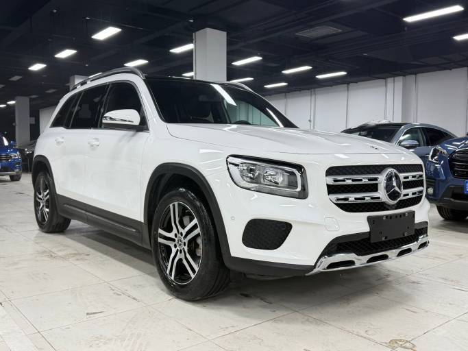 Mercedes-Benz GLB 1.3T 136HP 2WD 2022 — изображение 4