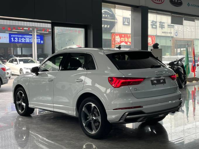 Audi Q3 21 35TFSI Fashion Dynamic Type 1.4T 150HP 2WD 2021 — изображение 6