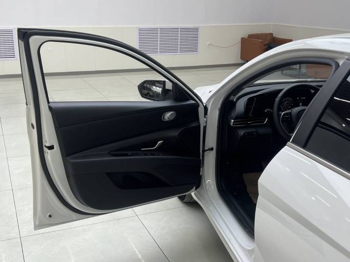 Hyundai Elantra 1.5L 115HP 2WD 2022 | VIN 195044 — изображение 22
