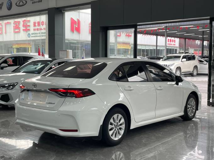 Toyota Corolla 21 TNGA CVT Elite Edition 1.5L 121HP 2WD 2021 — изображение 7