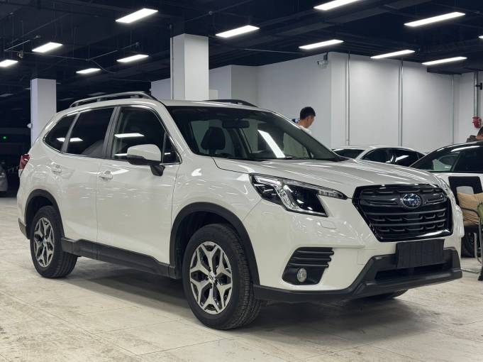 Subaru Forester 2.0L 154HP 4WD 2022 — изображение 3