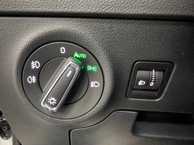 Skoda Karoq 1.4T 150HP 2WD 2022 — изображение 19