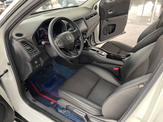 Honda Vezel 20 CVT Pioneer Edition 1.5L 131HP 2WD 2021 — изображение 16