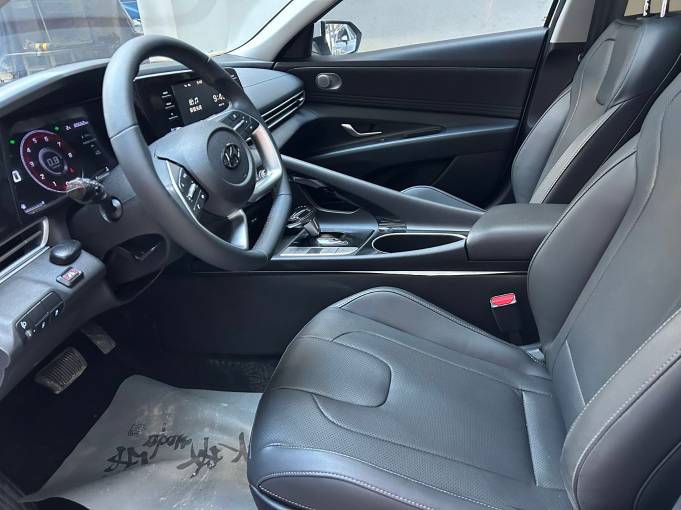 Hyundai Elantra Elite 1.5L 115HP 2WD 2022 — изображение 8