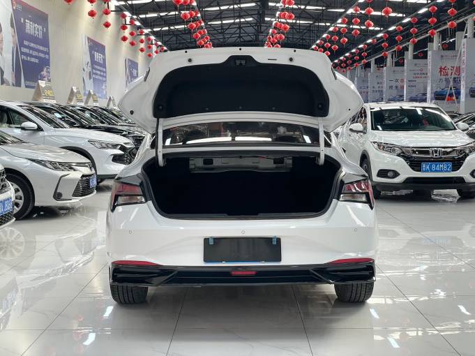 Hyundai Elantra 1.5L 115HP 2WD 2022 | VIN 261684 — изображение 2