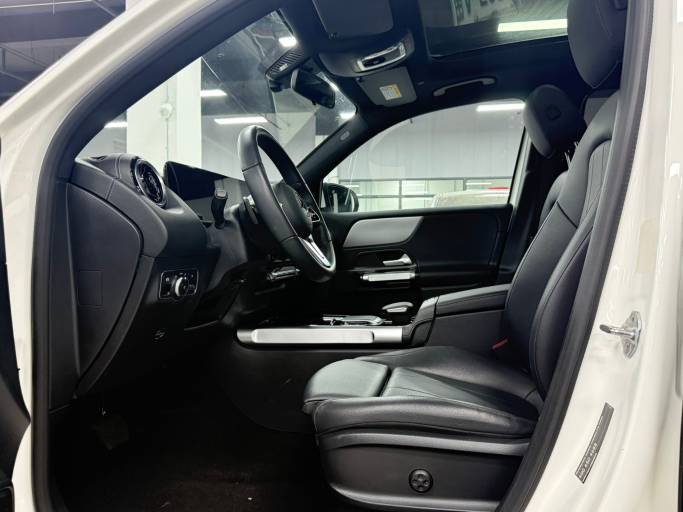 Mercedes-Benz GLB 1.3T 136HP 2WD 2022 — изображение 12