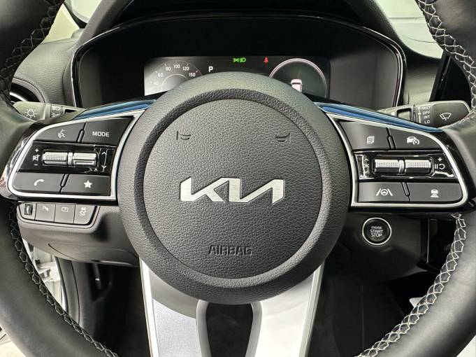Kia K3 1.5L 118HP 2WD 2023 — изображение 12