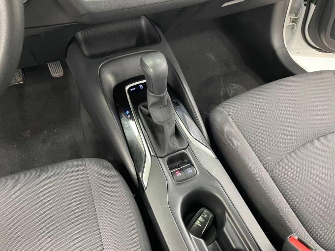 Toyota Corolla 21 TNGA CVT Elite Edition 1.5L 121HP 2WD 2021 — изображение 17