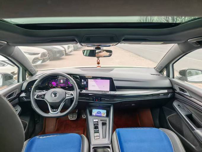 Volkswagen Golf Volkswagen Golf R -lien 1.4T 150HP 2WD 2022 — изображение 8