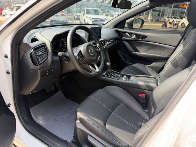 Mazda CX -4 2.0L 158HP 2WD 2021 | VIN D18541 — изображение 14