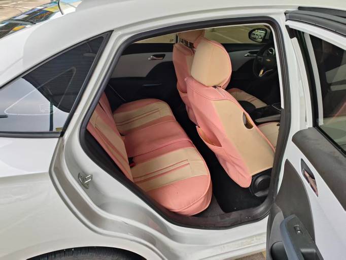 Chevrolet Cruze 1.5L 109HP 2WD 2024 — изображение 13