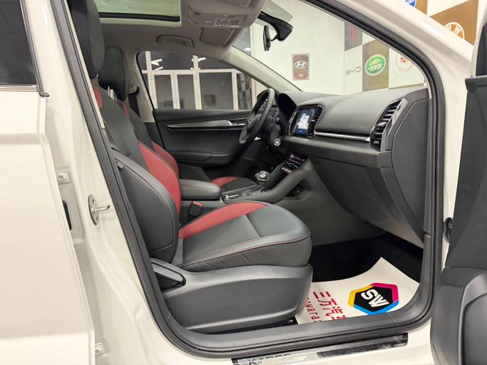 Skoda Karoq 1.4T 150HP 2WD 2022 — изображение 10
