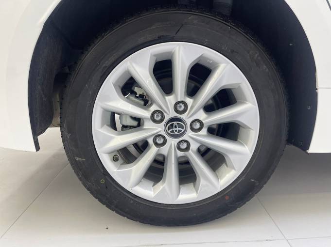 Toyota Corolla 1.2T 115HP 2WD 2021 — изображение 13