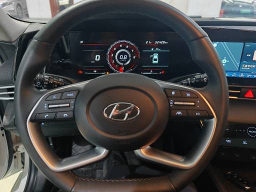 Hyundai Elantra 1.5L 115HP 2WD 2023 | VIN 297045 — изображение 12