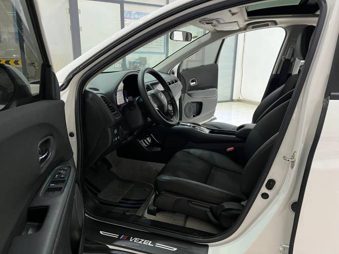 Honda Vezel 1.5L 131HP 2WD 2020 | VIN 049425 — изображение 17