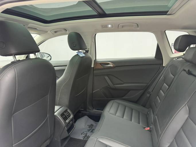 Volkswagen Tharu 1.4T 150HP 2WD 2021 | VIN 232954 — изображение 24