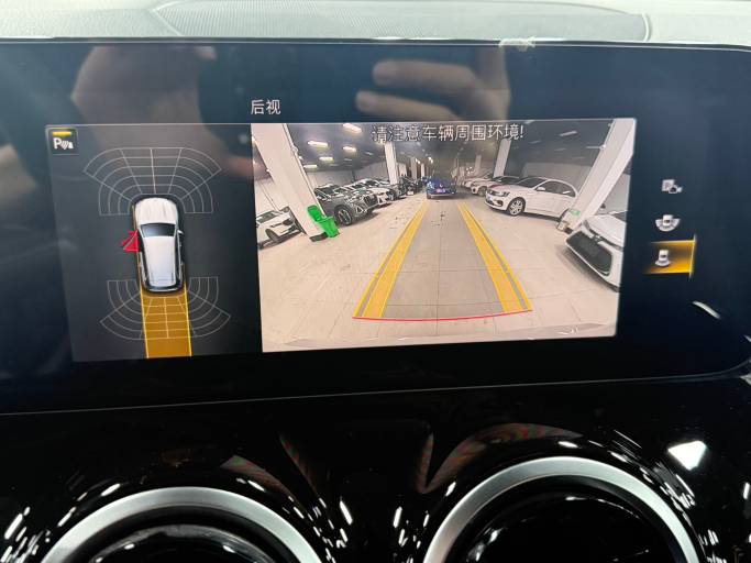 Mercedes-Benz GLB 1.3T 136HP 2WD 2022 — изображение 17