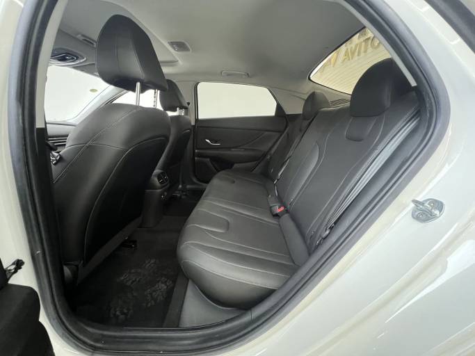 Hyundai Elantra 1.5L 115HP 2WD 2022 | VIN 195044 — изображение 7