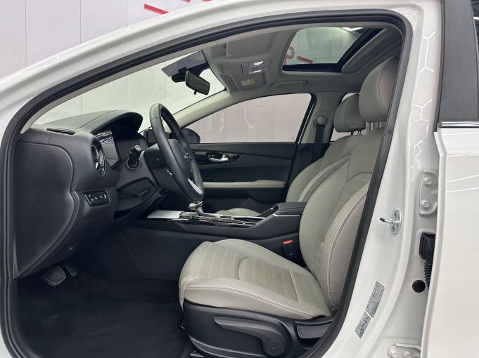 Kia K3 1.5L 118HP 2WD 2023 — изображение 15