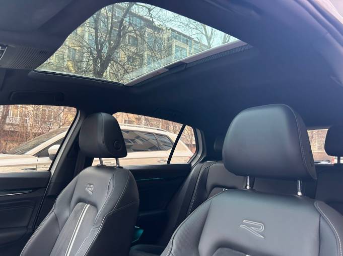 Volkswagen Golf 22 Volkswagen Golf 8 R -line 1.4T 150HP 2WD 2021 — изображение 15