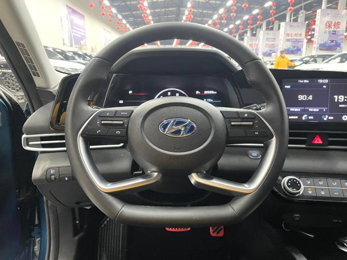 Hyundai Elantra 1.5L 115HP 2WD 2022 | VIN 188967 — изображение 13