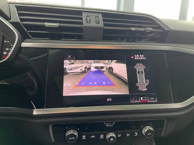 Audi Q3 21 35TFSI Fashion Dynamic Type 1.4T 150HP 2WD 2021 — изображение 15