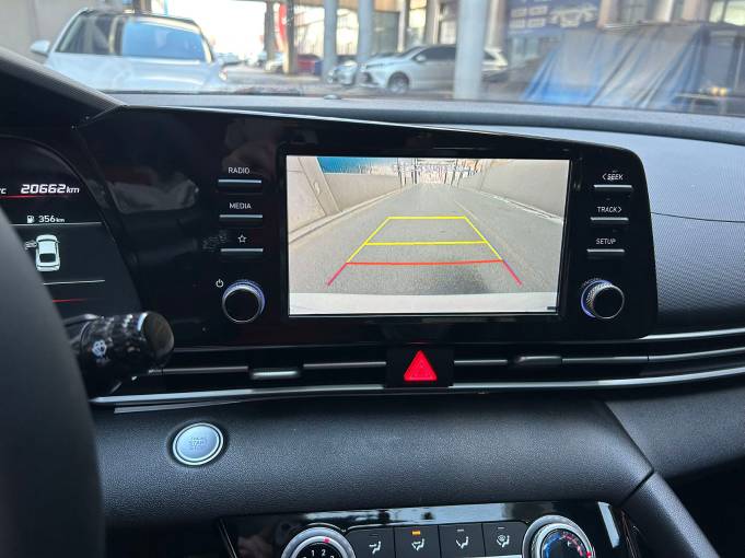 Hyundai Elantra Elite 1.5L 115HP 2WD 2022 — изображение 7