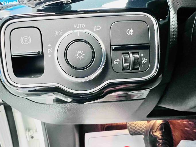 Mercedes-Benz A180L 1.3T 136HP 2WD 2022 | VIN 241951 — изображение 15