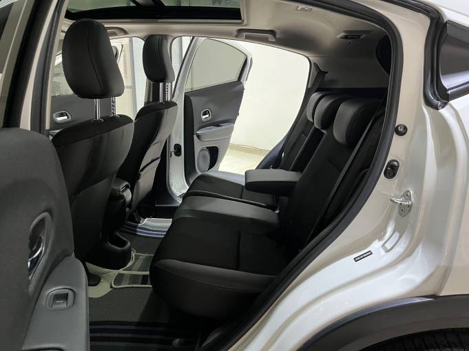 Honda Vezel 1.5L 131HP 2WD 2020 | VIN 049425 — изображение 10