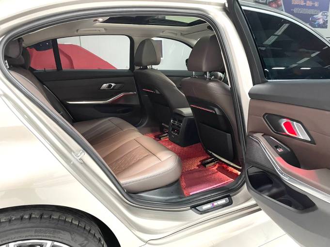 BMW 320Li 2.0T 156HP 2WD 2022 | Ким. — изображение 7
