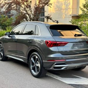 Audi Q3 1.4L 150HP 2WD 2022 | Пепел | Арт. CA8052